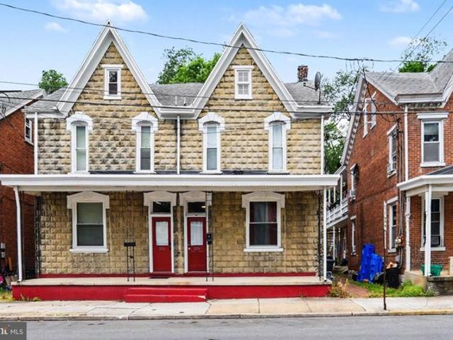 House for sale in Cumberland, Pennsylvania