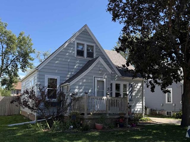 House for sale in Menasha, Winnebago County