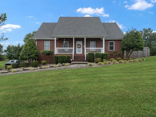 House for sale in Cave City, Kentucky