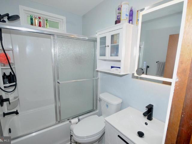 House for sale in Pedricktown, New Jersey