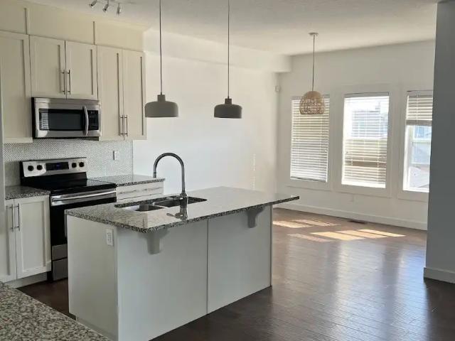 House for rent in Chestermere, Alberta