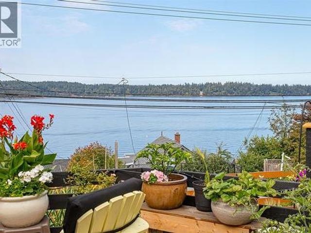 House for sale in Ladysmith, British Columbia