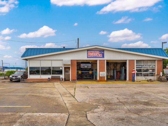 Commercial for sale in Carthage, Missouri