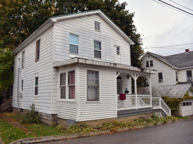 House for sale in Crawford, Pennsylvania