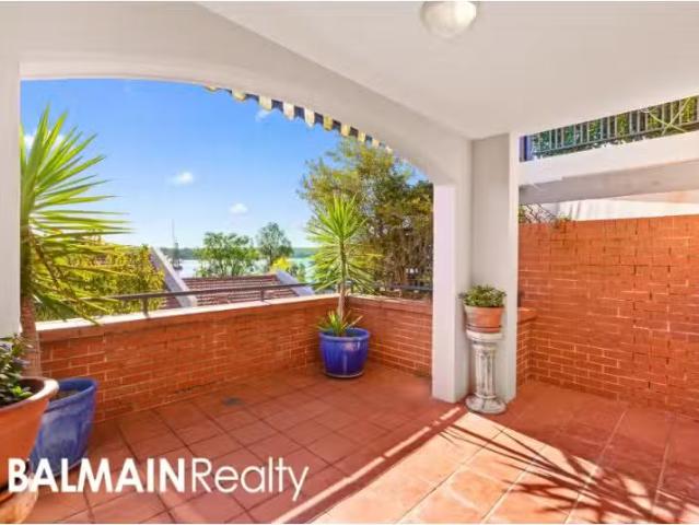 Condo for rent in Sydney, New South Wales