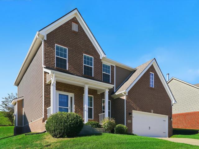 House for sale in The Maples, Frankfort