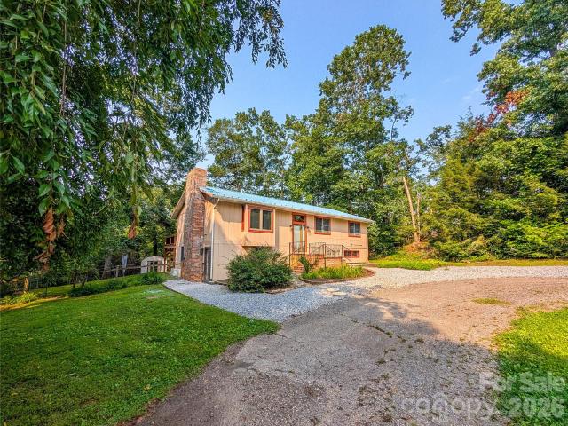 House for sale in Yancey, North Carolina