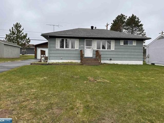 House for sale in Hoyt Lakes, Minnesota