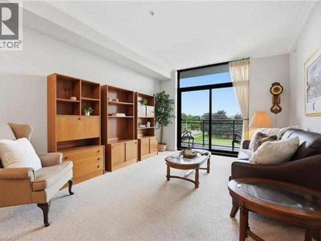 Condo for sale in Burlington, Ontario