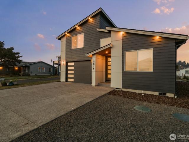 House for sale in Ocean Park, Washington