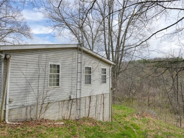 House for sale in Warsaw, Ohio