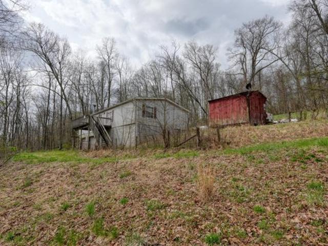 House for sale in Warsaw, Ohio