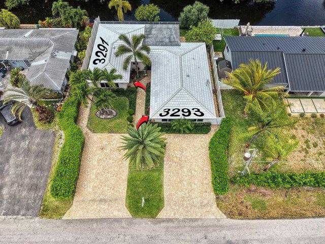 House for sale in Oakland Park, Florida