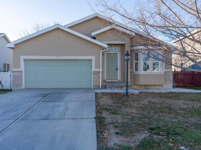 House for sale in West Valley City, Utah