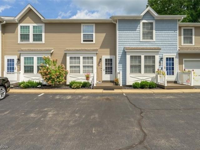 Condo for sale in Cortland, Ohio