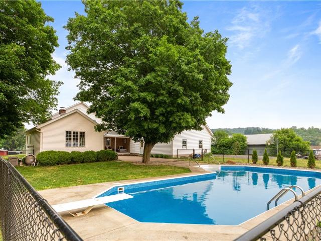 House for sale in Oneida, New York