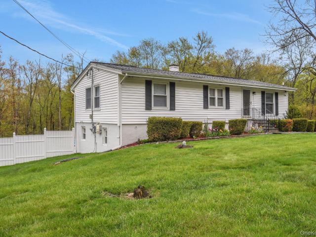 House for sale in Cortlandt Manor, New York