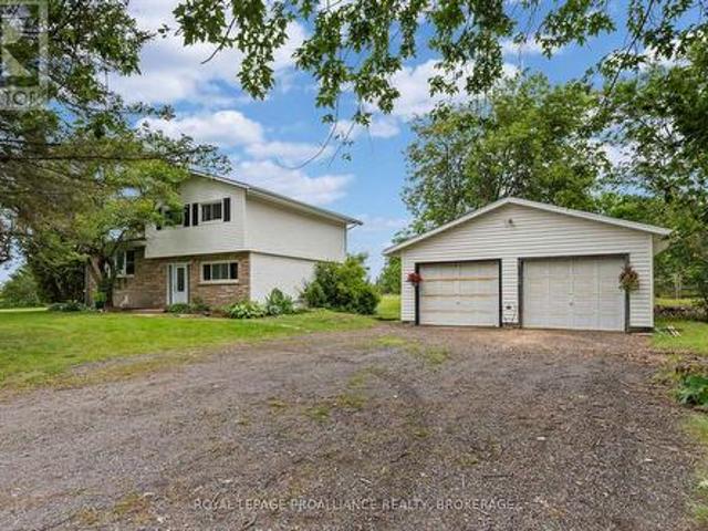 House for sale in South Frontenac, Ontario