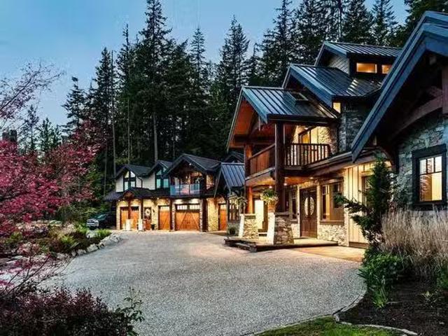 House for sale in Anmore