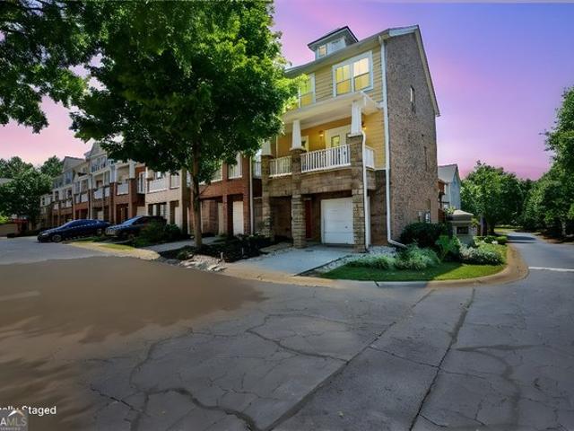 Townhouse for sale in Alpharetta, Georgia
