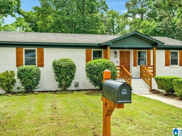 House for sale in Pleasant Grove, Alabama