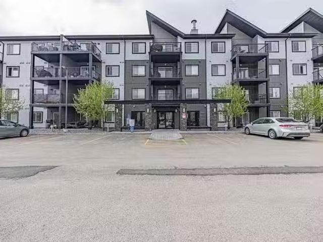 Condo for sale in Wedgewood, Alberta