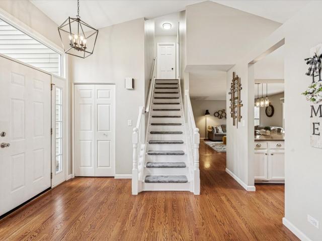 House for sale in Mchenry, Illinois