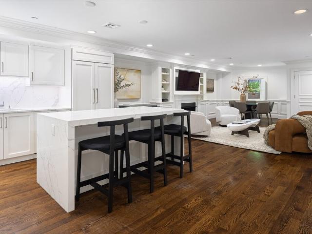 Townhouse for sale in Boston