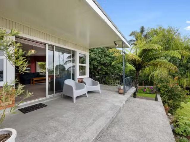 House for sale in Hillsborough, Taranaki