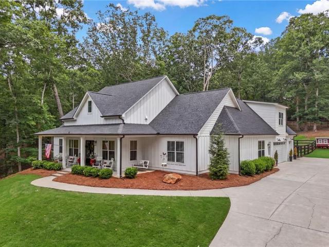House for sale in Dawsonville, Georgia
