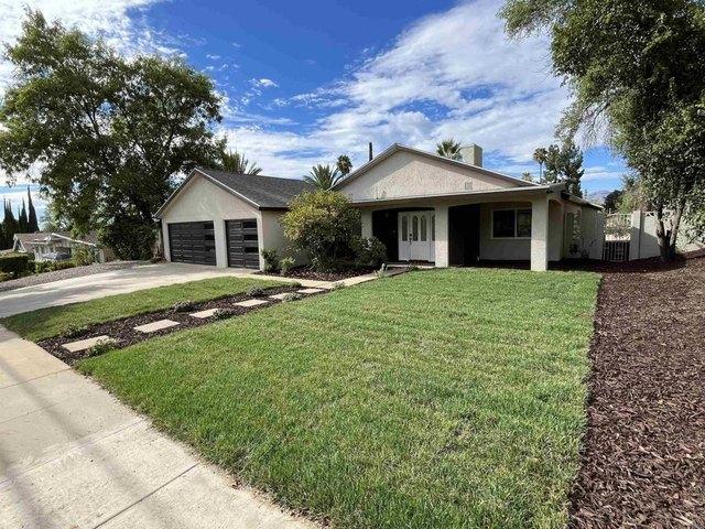 House for sale in Redlands Heights, Redlands