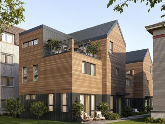 Townhouse for sale in Oak Park, Illinois
