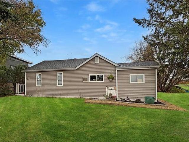 House for sale in Wawanesa, Manitoba
