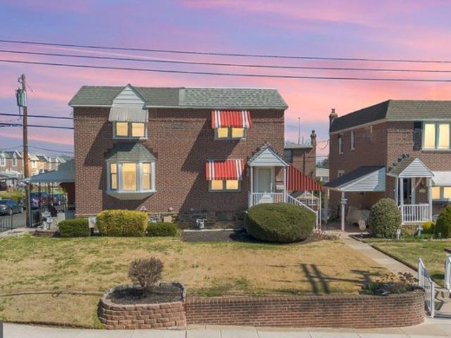 Townhouse for sale in Delco, Pennsylvania