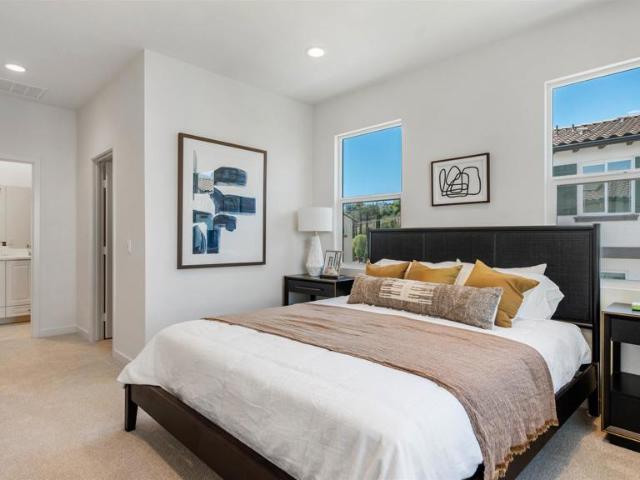 Townhouse for sale in Escondido, California