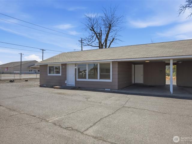 House for sale in Marina Shores, Moses Lake