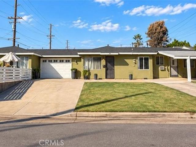 House for sale in La Paloma, Orange
