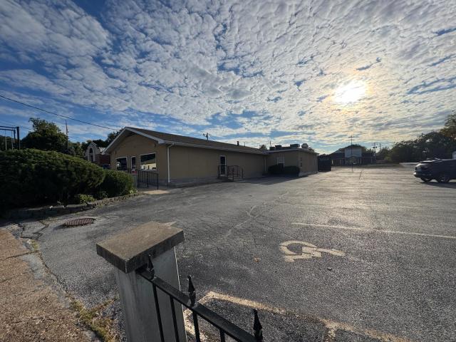 Commercial for sale in Bolivar, Missouri