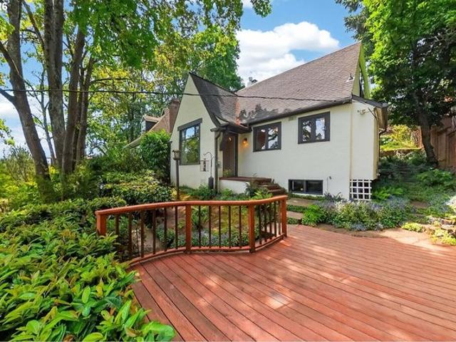 House for sale in Oregonia