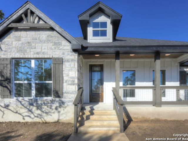 House for sale in Fischer