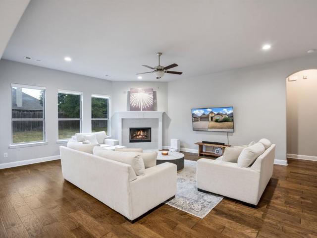 House for sale in Ellis, Texas