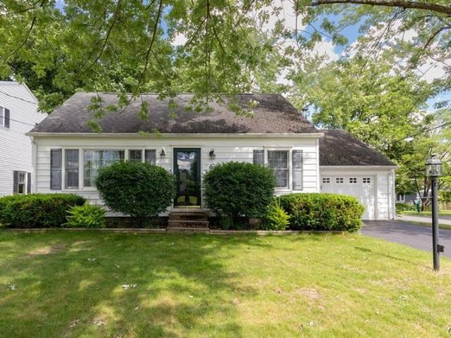 House for sale in Jamesville, New York
