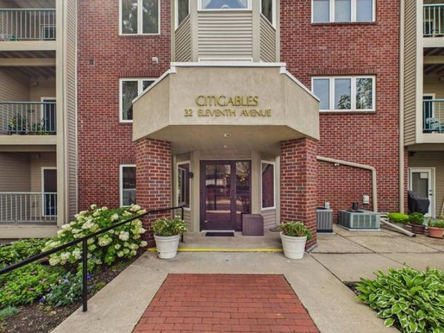 Condo for sale in Hennepin, Minnesota