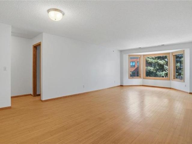 Condo for sale in Hennepin, Minnesota