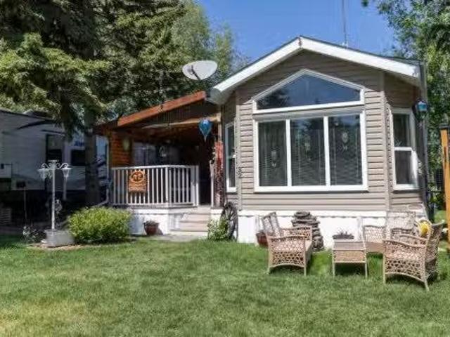 House for sale in Alberta