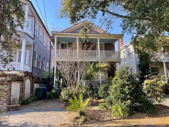 House for rent in Charleston