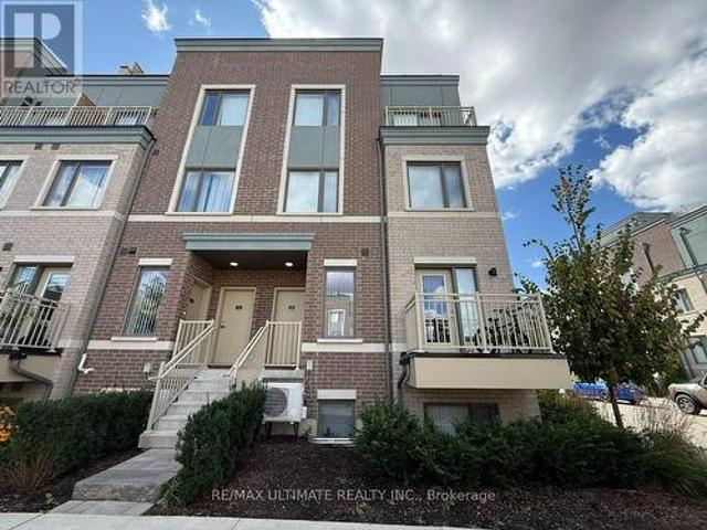 Townhouse for rent in Woburn, Ontario