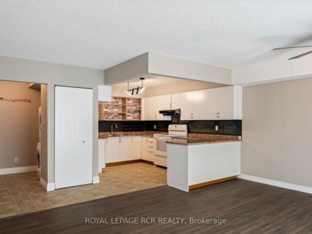Condo for sale in Dufferin, Ontario