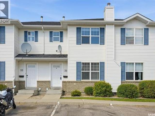 Townhouse for sale in Saskatoon, Saskatchewan