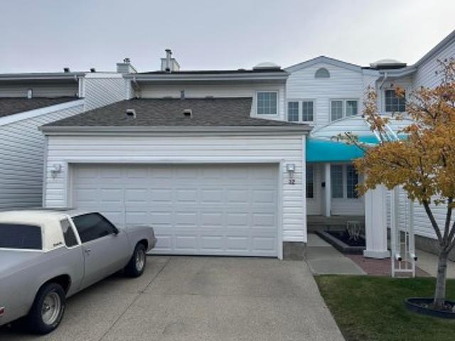 Townhouse for sale in Ridgewood, Edmonton